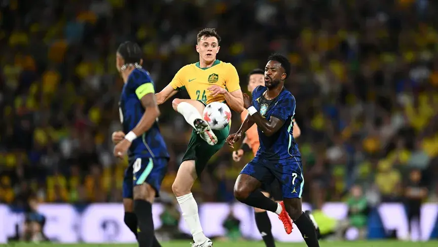 البرازيل تقلب تأخرها إلى فوز على أستراليا 4-2 ورافينيا يغادر مصاباً
