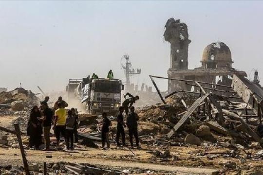 إصابات في قصف وإطلاق نار متواصل على مناطق متفرقة في قطاع غزة