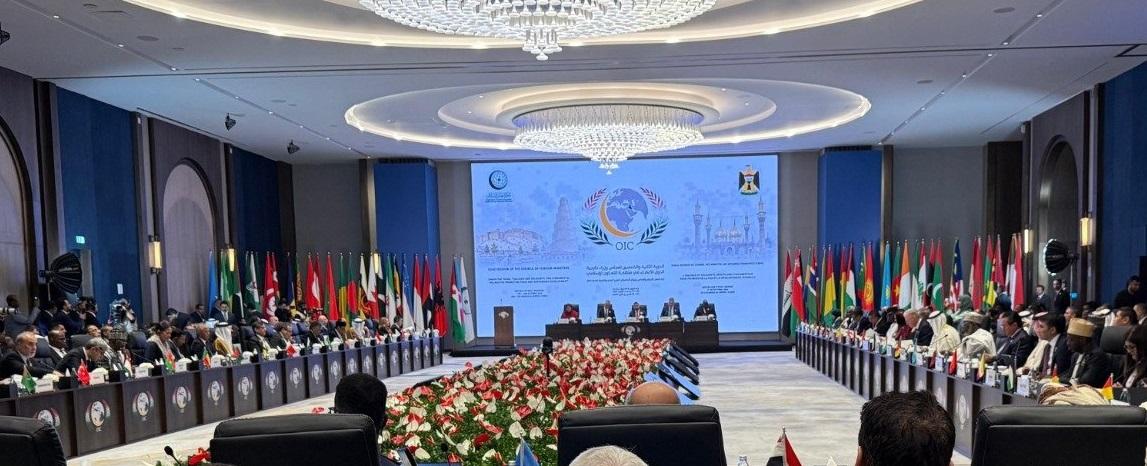 ويطالب بإنهاء الاحتلال وإعادة إعمار غزة