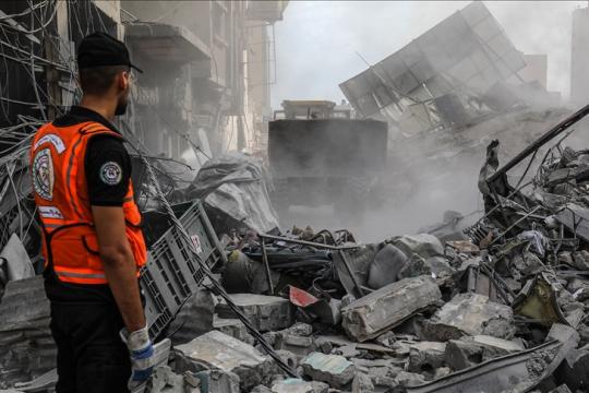 الدفاع المدني يطالب بتحرك عاجل لدعم طواقمه