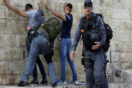 قوات الاحتلال تشن حملة دهم واعتقالات بالضفة والقدس