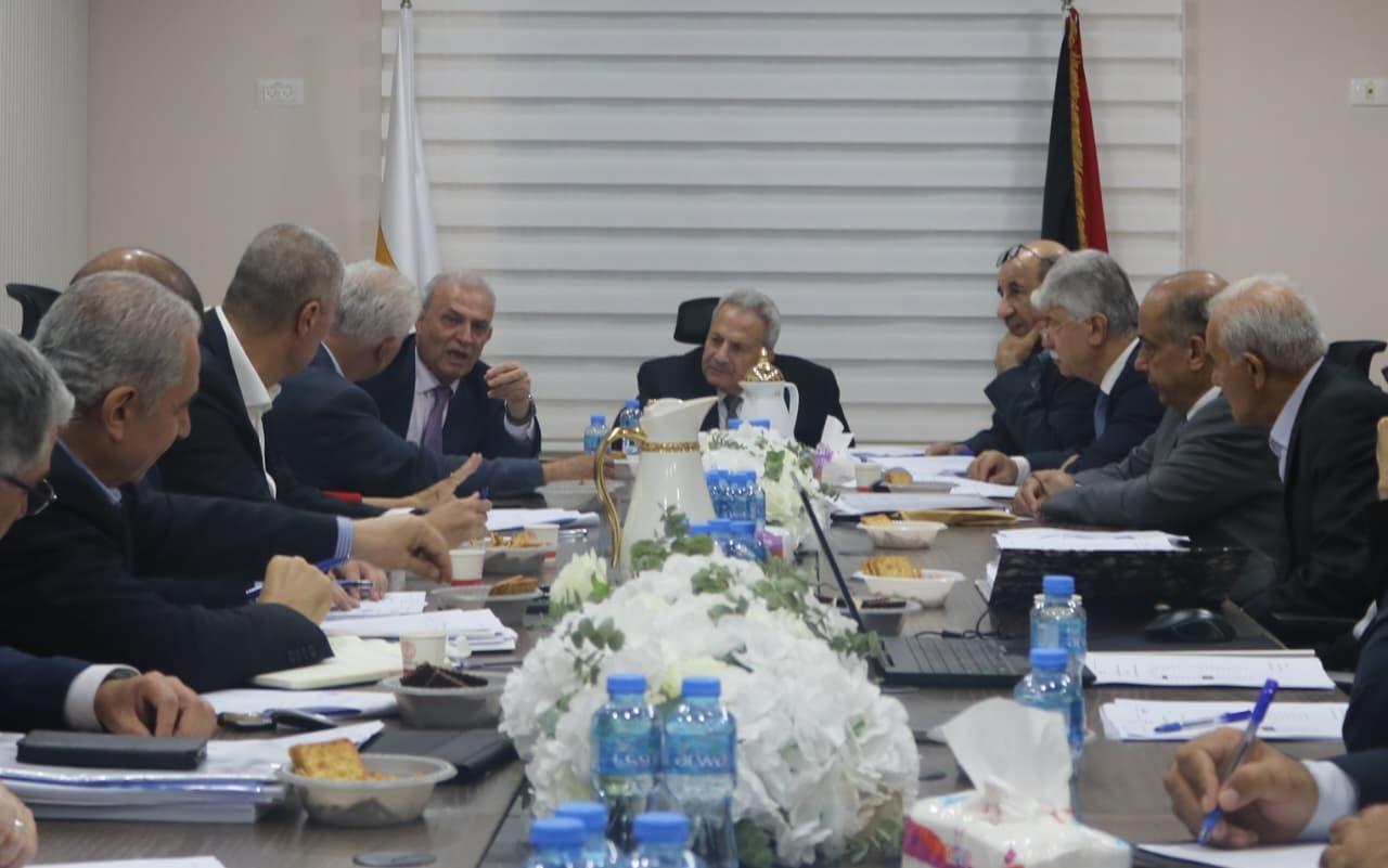 اجتماع موسع لرؤساء اللجان المكلفة بصياغة الدستور المؤقت تمهيدًا لعرض المسودة الأولى على اللجنة العليا