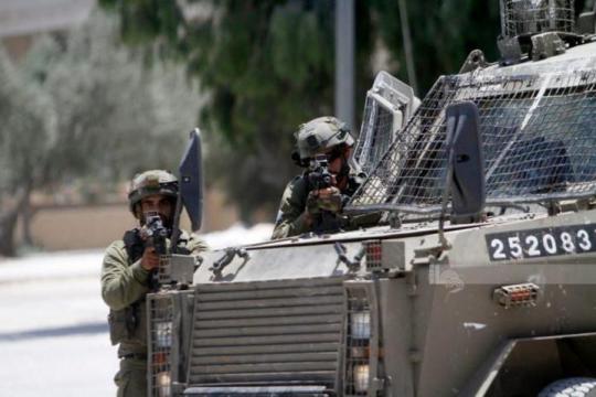 الاحتلال يغلق مدخل دير غزالة شرق جنين