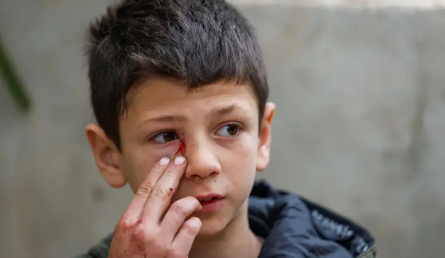 تقارير تشير إلى اغتيال أربعة أفراد من عائلة بني عودة بينهم طفلان، وسط مطالب بالتحقيق في ملابسات إطلاق النار