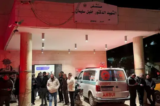 إصابة 6 فلسطينيين واعتقال ناشطين خلال اقتحامات إسرائيلية بالضفة الغربية