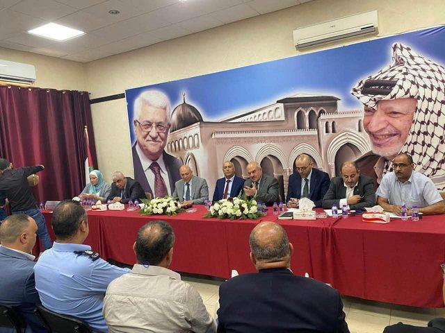 لقاءات موسعة مع المؤسسات والهيئات المحلية لمناقشة أولويات المحافظة ومتابعة مشاريع البنية التحتية والخدمات وتعزيز صمود المواطنين.