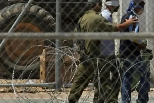 الاحتلال يصدر ويجدد أوامر اعتقال إداري بحق 23 معتقلاً فلسطينياً