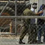 الاحتلال يصدر ويجدد أوامر اعتقال إداري بحق 42 معتقلاً فلسطينياً