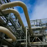 إعصار "ناريل" يعطل منشأة غاز رئيسية في أستراليا ويزيد الضغوط على أسواق الغاز العالمية