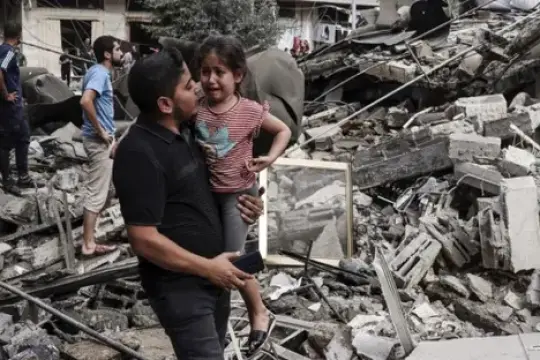 المرصد: الاحتلال يقتل 8 فلسطينيين يوميًا ويمنع الإعمار والمساعدات في ظل صمت دولي مريب