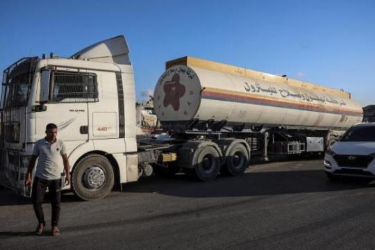غزة: دخول 5 شاحنات من غاز الطهي وتخصيصها لنحو 11,883 مواطنًا