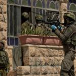 إصابات واحتجاز شبان خلال اعتداءات مستوطنين واقتحام قباطية في الضفة الغربية