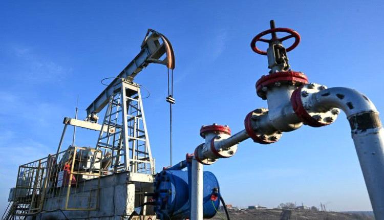 برنت يقترب من 106 دولارات للبرميل و«غرب تكساس» يتجاوز 93 دولاراً وسط استمرار الغموض بشأن مسار المفاوضات