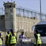 إسرائيل تطبق قانون سحب الجنسية وإبعاد فلسطينيين من الداخل لأول مرة وسط إدانات دولية