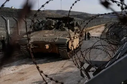 الجيش الإسرائيلي يشن غارات على بنى تحتية للنظام السوري جنوب البلاد