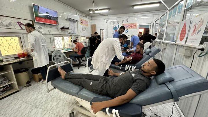 نقص 87% من المستلزمات المخبرية يعيق الفحوصات الطبية ويضغط على الخدمات الصحية في القطاع