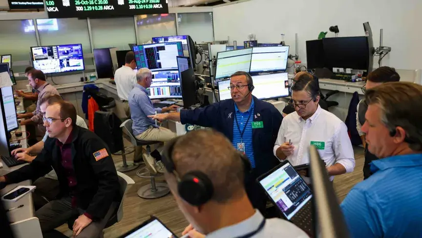 «S&P 500» و«ناسداك 100» ينخفضان مع ارتفاع رهانات الأسواق على تشدد السياسة النقدية