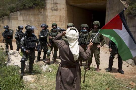 شؤون المرأة: الاحتلال يكرّس نظام "الأبارتهايد" بحق الفلسطينيين