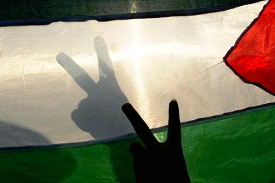 صحيفة عبرية تؤكد أن وجود حكم فلسطيني بغزة أمر لا مفر منه