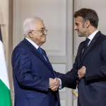ماكرون: فرنسا ستساعد الفلسطينيين في صياغة دستور دولتهم المستقبلية