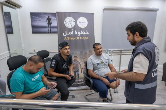 المستشفى الإماراتي العائم في العريش يوفر أطرافاً صناعية لـ21 مصاباً فلسطينياً
