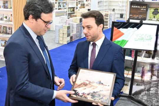 فلسطين تُبرز هويتها الثقافية في جناحها بمعرض القاهرة الدولي للكتاب 2026