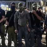 جنود إسرائيليون مدانون بتعذيب أسير فلسطيني يدافعون عن أفعالهم ويطالبون بالشكر