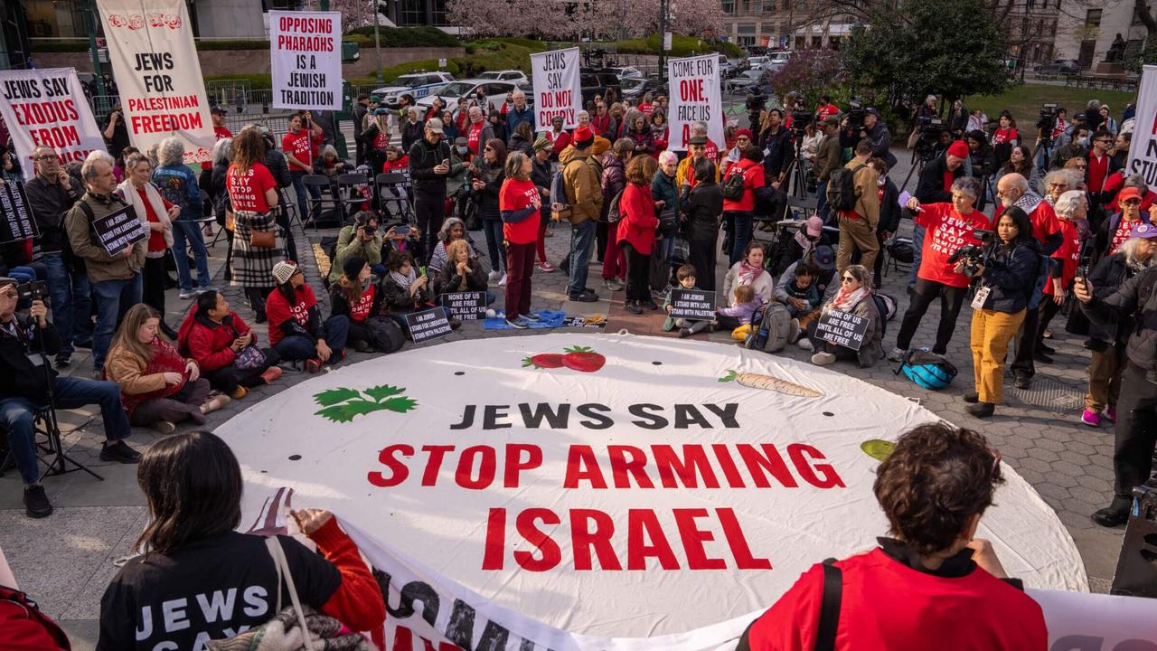 تحول جيلي في المواقف تجاه إسرائيل وفلسطين يعكس تراجع دعم السياسات التقليدية لحل الدولتين