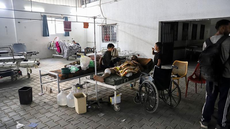 غيبريسوس يحذر من انهيار الخدمات الصحية في القطاع ويطالب برفع القيود المفروضة على الإمدادات الطبية