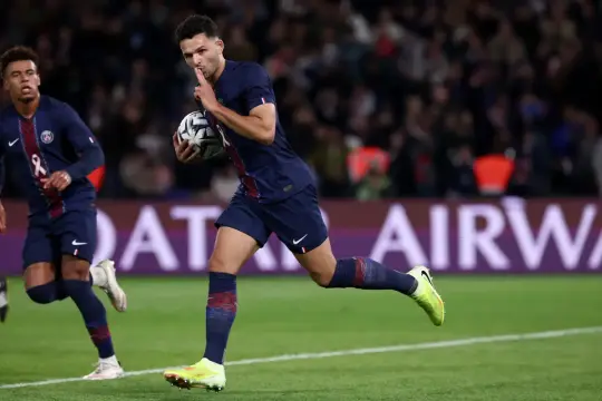 باريس سان جيرمان يتعثر مجددًا بتعادل مثير أمام ستراسبورج في الدوري الفرنسي