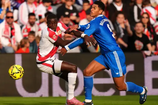 ريال مدريد يتعثر أمام رايو فاليكانو بتعادل سلبي في الجولة الـ12 من الليجا