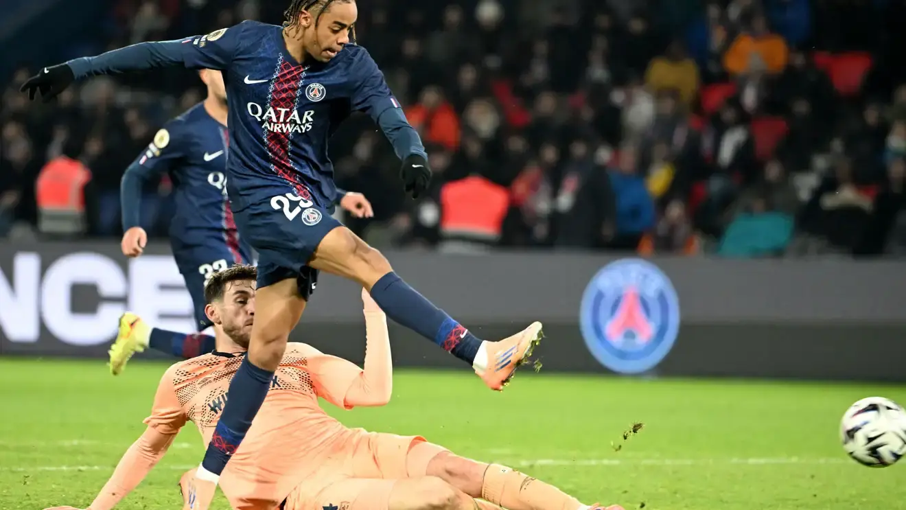 تألق لي كانغ إن ونيفيز وباركولا يمنح باريس دفعة قوية قبل مواجهتي توتنهام وموناكو