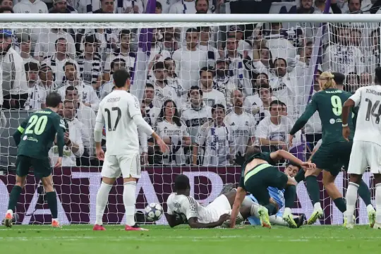 مانشستر سيتي يواصل سحق ريال مدريد ويهزمه 2-1 في دوري أبطال أوروبا