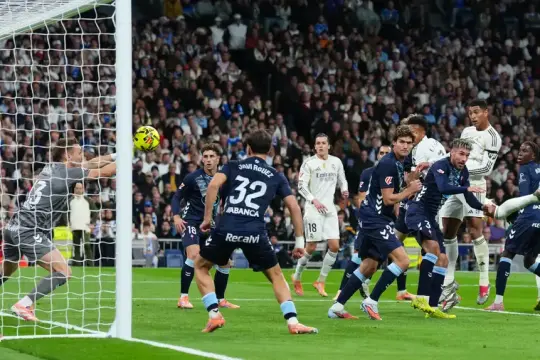 ريال مدريد يتعرض لهزيمة صادمة أمام سيلتا فيجو بثنائية في البرنابيو