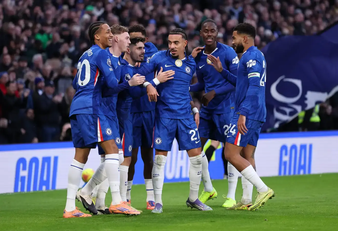 بالمر وجوستو يقودان البلوز للفوز ويصعد الفريق للمركز الرابع في الدوري الإنجليزي