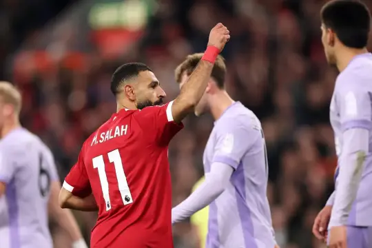 محمد صلاح يحطم رقم واين روني في البريميرليج ويشارك في صناعة هدف ليفربول ضد برايتون