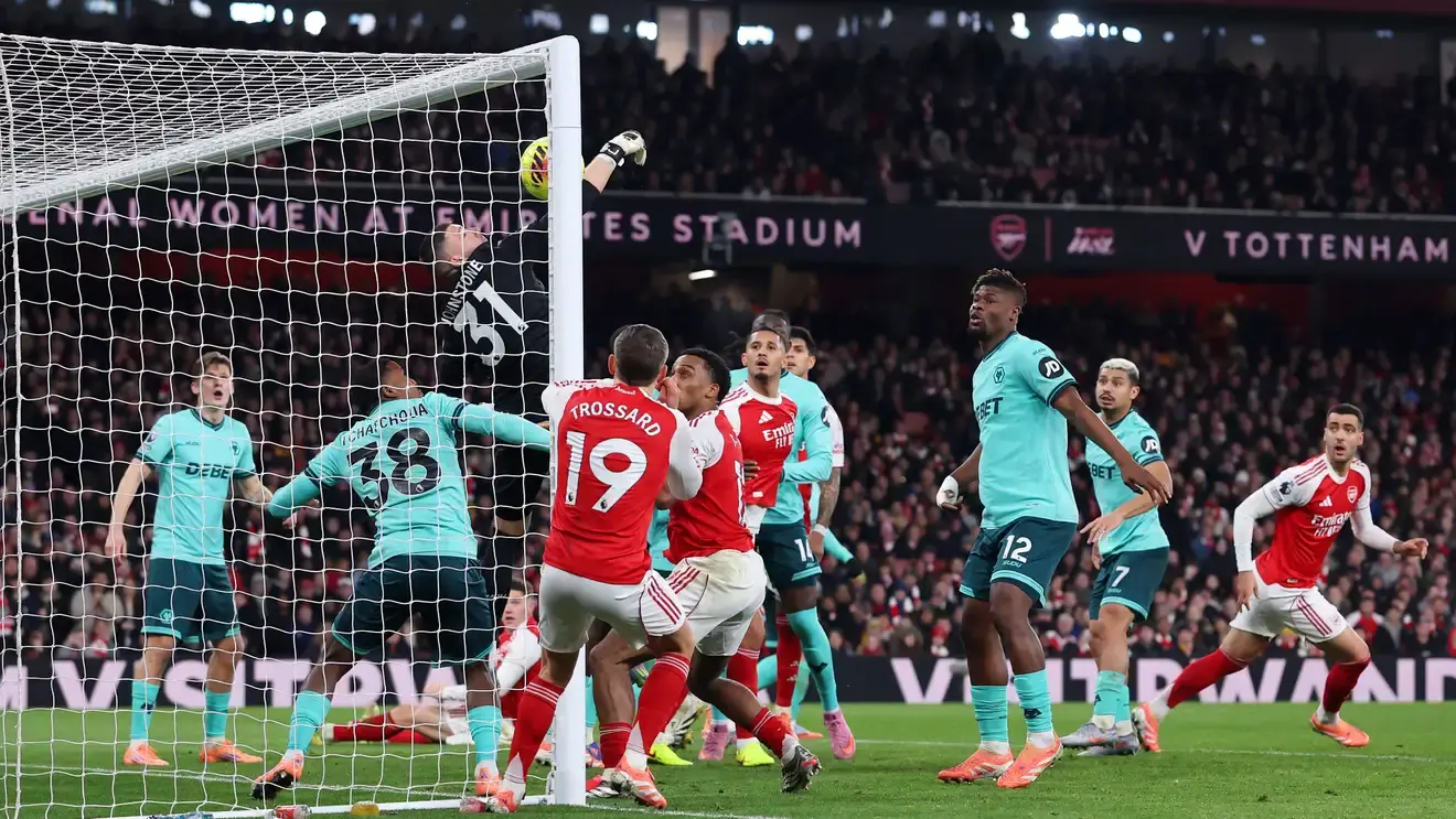 هدفان بالخطأ في مرمى الضيوف يمنحان المدفعجية ثلاث نقاط ثمينة في البريميرليغ