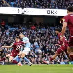 مانشستر سيتي يكتسح وست هام بثلاثية ويعتلي صدارة البريميرليغ مؤقتًا