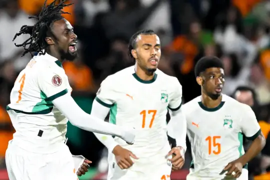 كوت ديفوار تنتزع صدارة مجموعتها في كأس إفريقيا بعد ريمونتادا مثيرة أمام الغابون