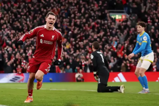 ليفربول يواصل صحوته ويهزم وولفرهامبتون بشق الأنفس