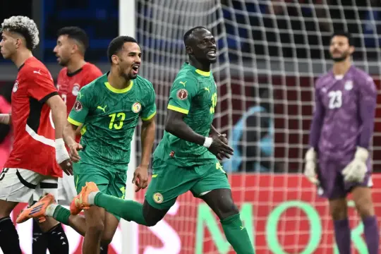 فيديو: السنغال تقصي مصر وتتأهل لنهائي كأس أمم أفريقيا بهدف قاتل لماني