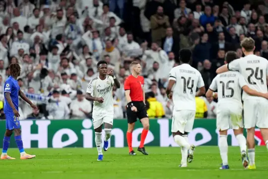 ريال مدريد يسحق موناكو بسداسية ويعزز حظوظه في التأهل المباشر بدوري الأبطال