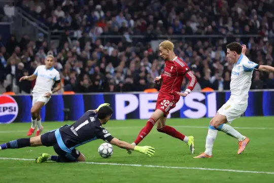 ليفربول ينعش آماله الأوروبية بفوز كبير على مارسيليا في دوري الأبطال
