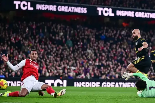 مانشستر يونايتد يصعق آرسنال في الإمارات ويواصل صحوته تحت قيادة كاريك