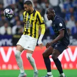 الهلال يتعثر أمام الاتحاد والنصر ينتزع صدارة دوري روشن برباعية في الحزم