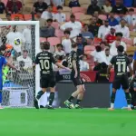 فيديو: الهلال يتوج بكأس خادم الحرمين الشريفين للمرة العاشرة بعد فوز مثير على الخلود