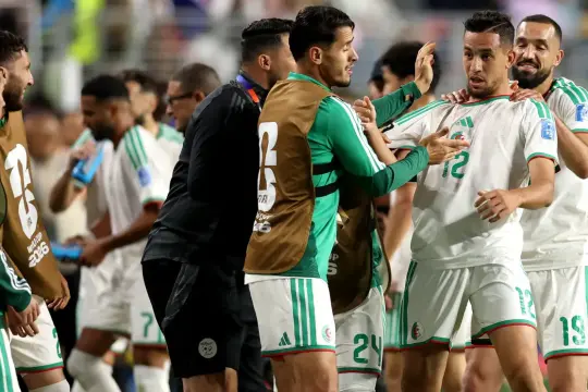 الجزائر تقلب الطاولة على الأردن وتخطف فوزًا دراميًا في مونديال 2026