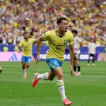البرازيل تقلب الطاولة على اليابان بهدف قاتل وتتأهل إلى دور الـ16 في مونديال 2026