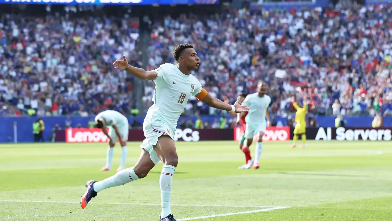 فرنسا تُقصي المغرب بثنائية وتتأهل إلى نصف نهائي كأس العالم 2026