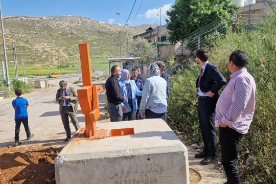 مسؤولة بريطانية تؤكد رفض اعتداءات المستوطنين خلال جولة في رام الله والبيرة